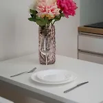 Przytulne Z Ogrodkiem By Renters * فروتسواف