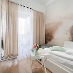 Przytulne Z Ogrodkiem By Renters * فروتسواف