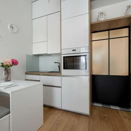 Przytulne Z Ogrodkiem By Renters شقة