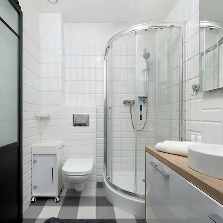 Przytulne Z Ogrodkiem By Renters * فروتسواف